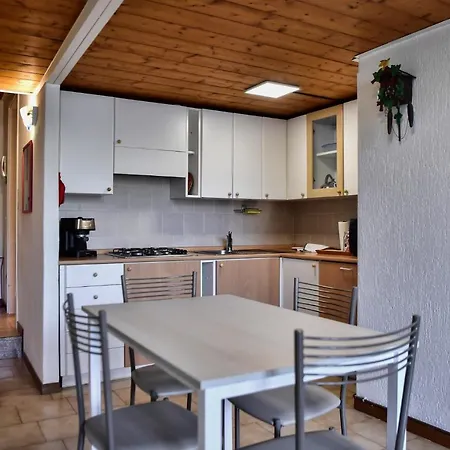 Easy Welcome Kosmopolitan Apartment