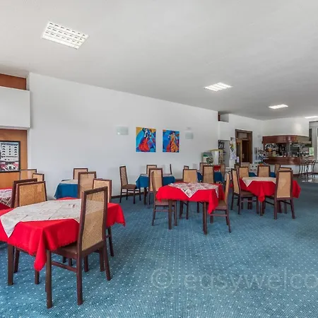 Easy Welcome Kosmopolitan Apartment *